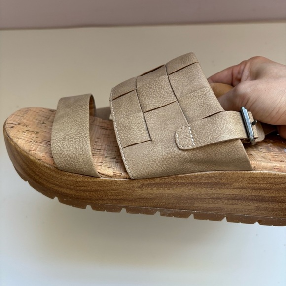 Korks Fraya Beige Leather Comfort Wedge Sandal Sz 9M - Picture 5 of 9